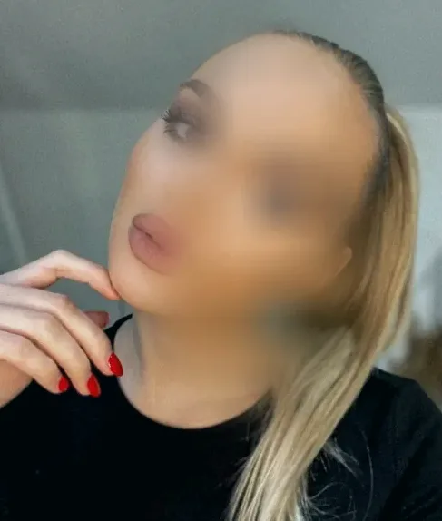 Carlota, 31 años
