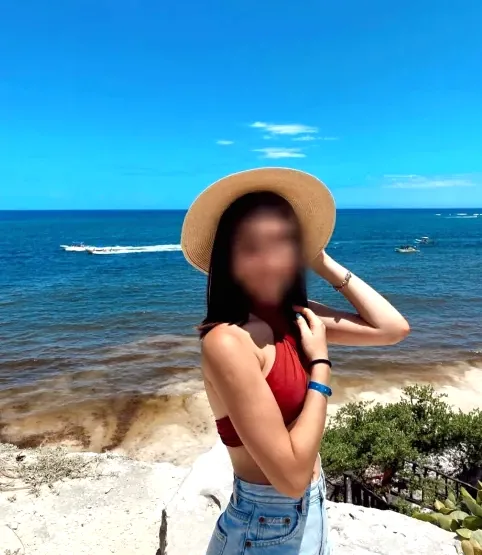 Mar, 22 años