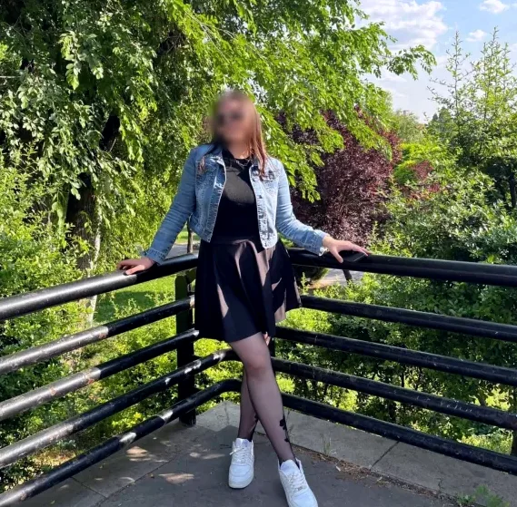 Mónica, 21 años