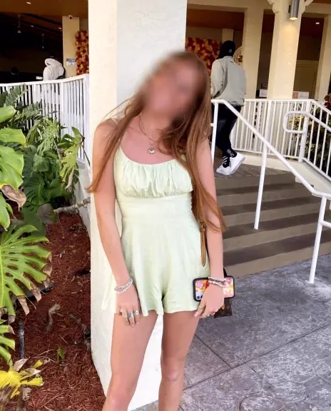Nuria, 19 años